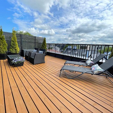 City Terrace Apartment Avangard - Large Private Roof Terrace Talin Exterior foto
